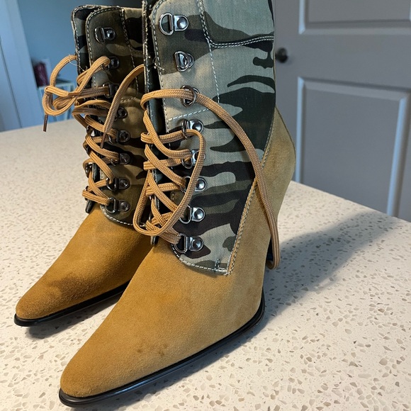 Brown Camouflage boots - Picture 5 of 5